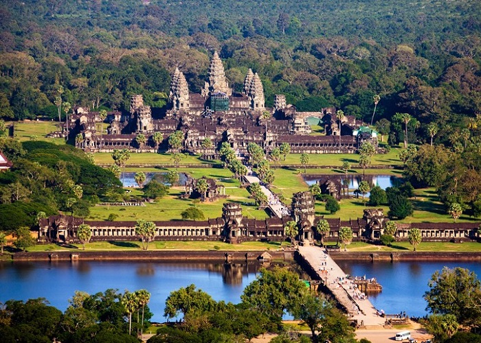 Экскурсия к Ангкору