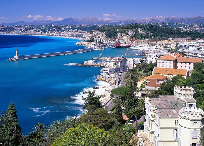 Города на побережье средиземного моря сколько стоит дом на острове