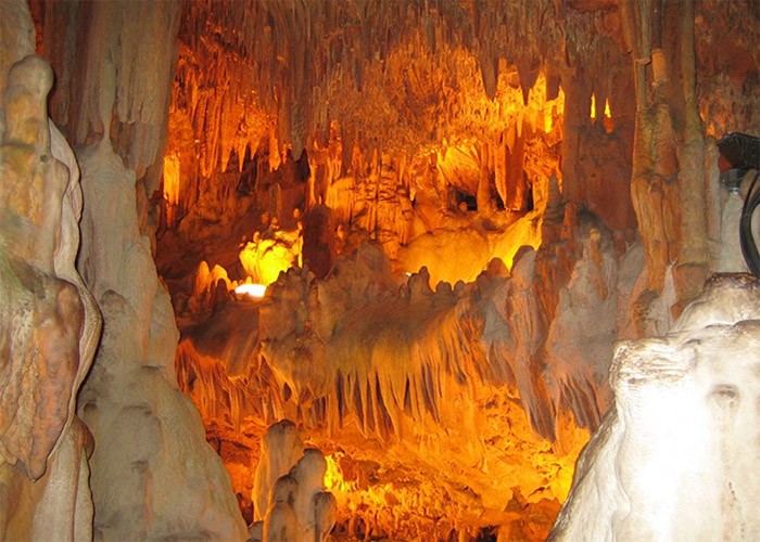 Геология пещеры Дамлаташ