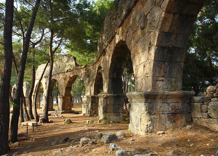 Акведук Фаселиса