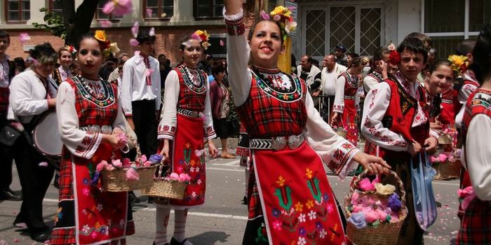 Обычаи и традиции Болгарии
